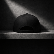 Signature headwear fit - Black - Image 5